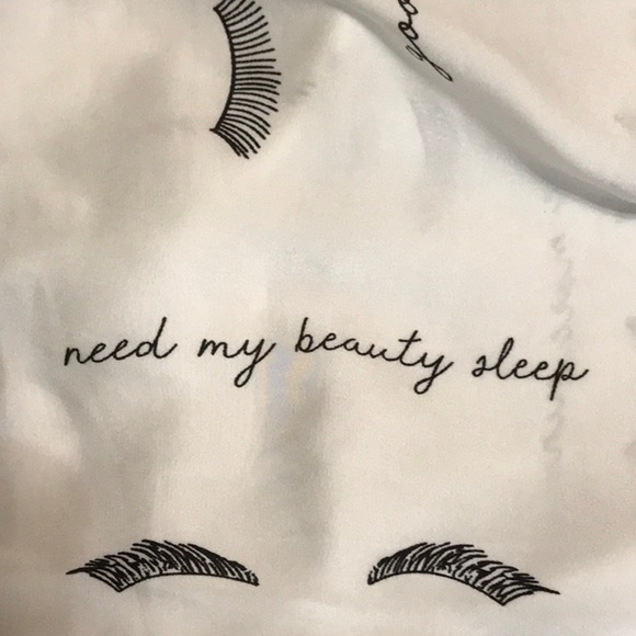 𝅺FOREVER 21 Size M Cute Satin Sleep Shorts - Picture 6 of 7